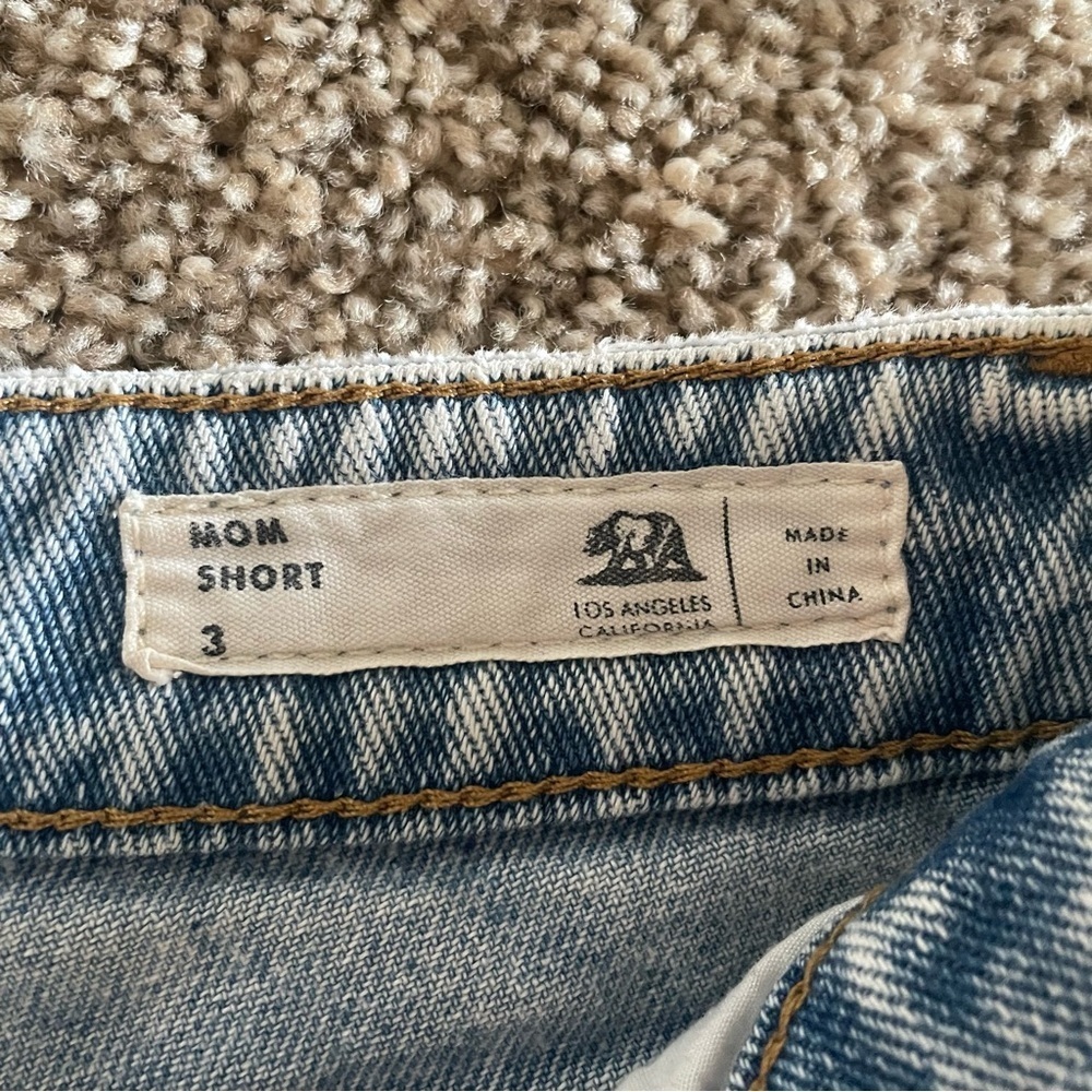 Bullhead Denim Mom Jean Shorts Juniors Size 3 Stone Acid Wash Vintage Style 90s - Picture 2 of 10